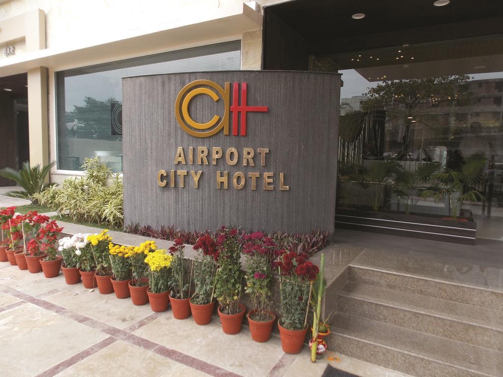 Airport City Hotel Kalkutta Exterior foto