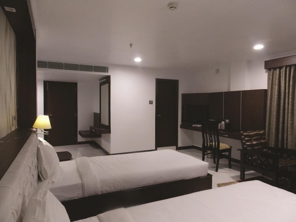 Airport City Hotel Kalkutta Zimmer foto
