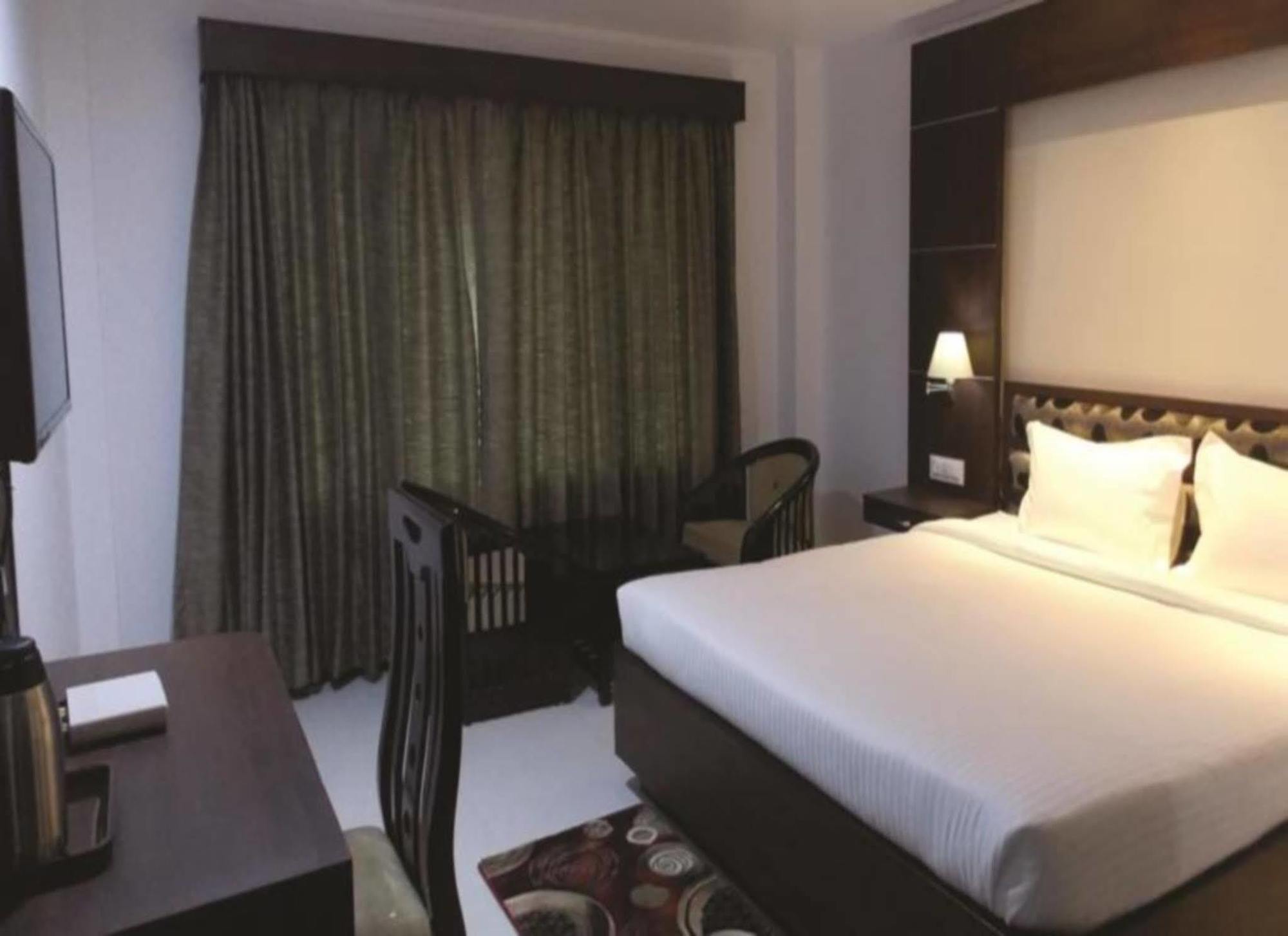 Airport City Hotel Kalkutta Exterior foto